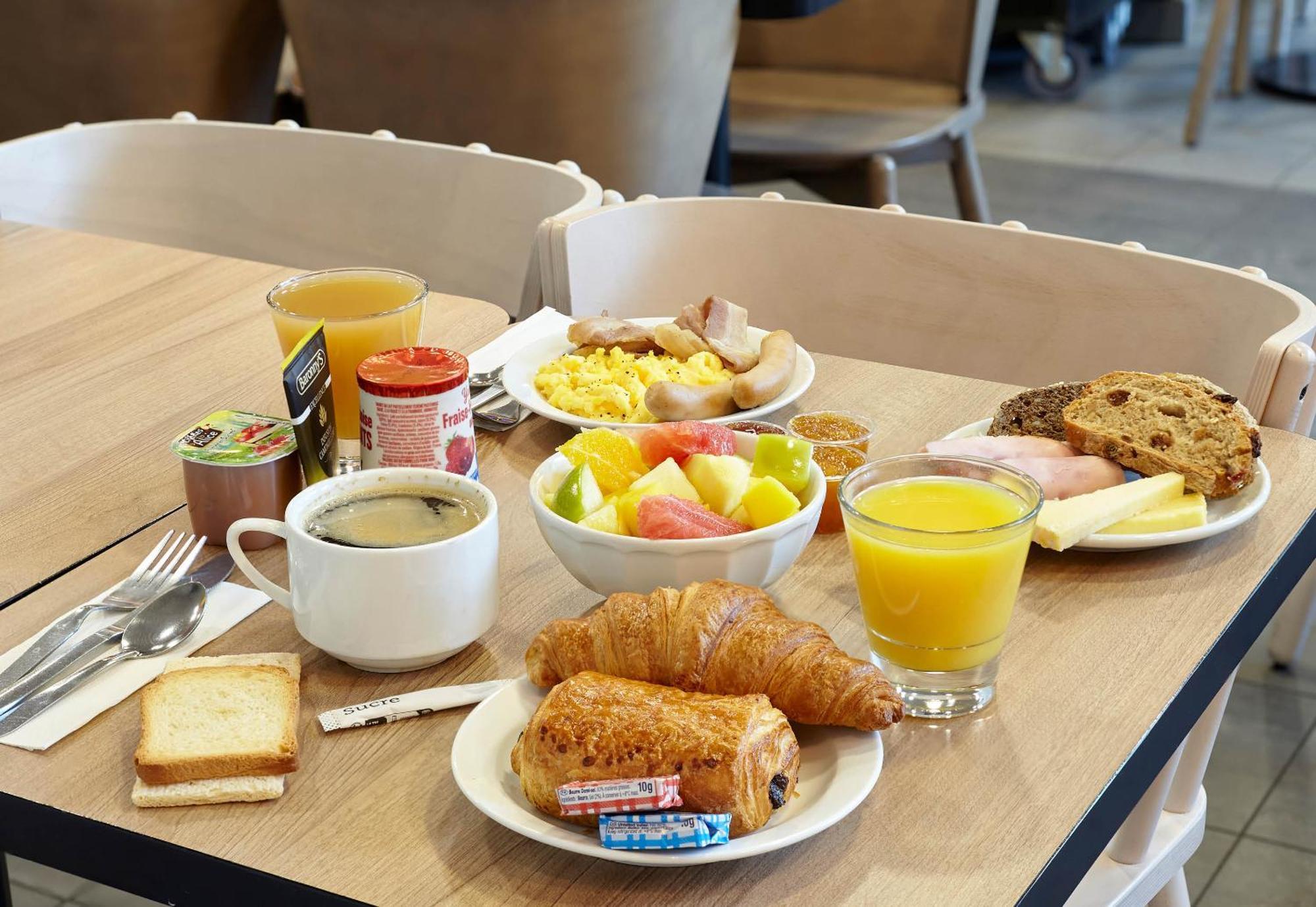 B&B Hotel Paris Saint-Denis Pleyel Dış mekan fotoğraf